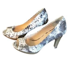 Snake Print Peep Toe Pumps Heels sz 8 Old Navy
